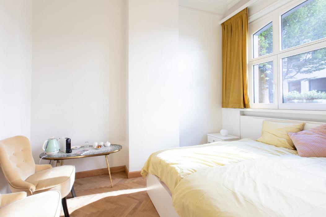 Pauline Loveling With Quiet Garden And 2 Bathrooms Antuérpia